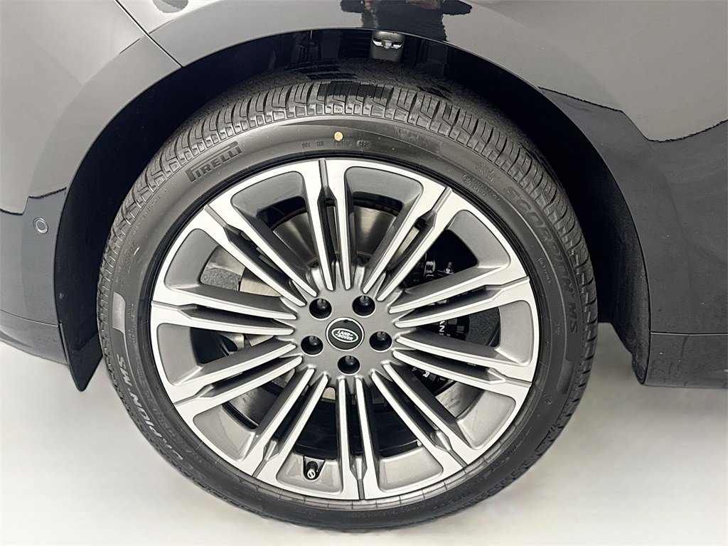 New 2025 Land Rover Range Rover Sport Dynamic SE image 30