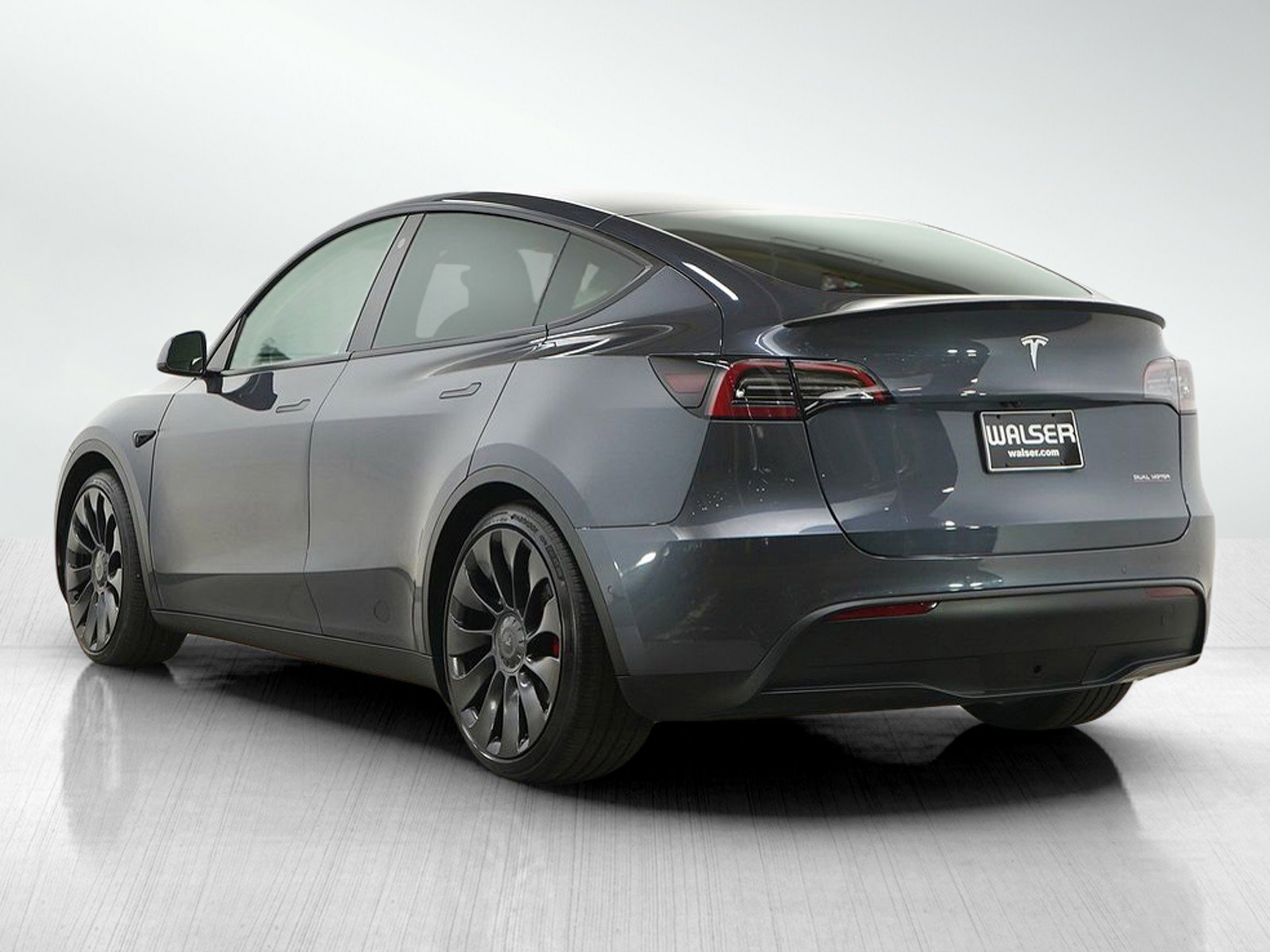 Used 2022 Tesla Model Y Performance image 3