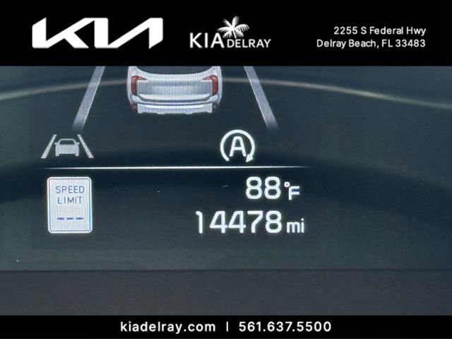 Used 2024 Kia Telluride LX FWD image 28