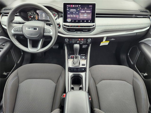 Used 2023 Jeep Compass Sport image 23