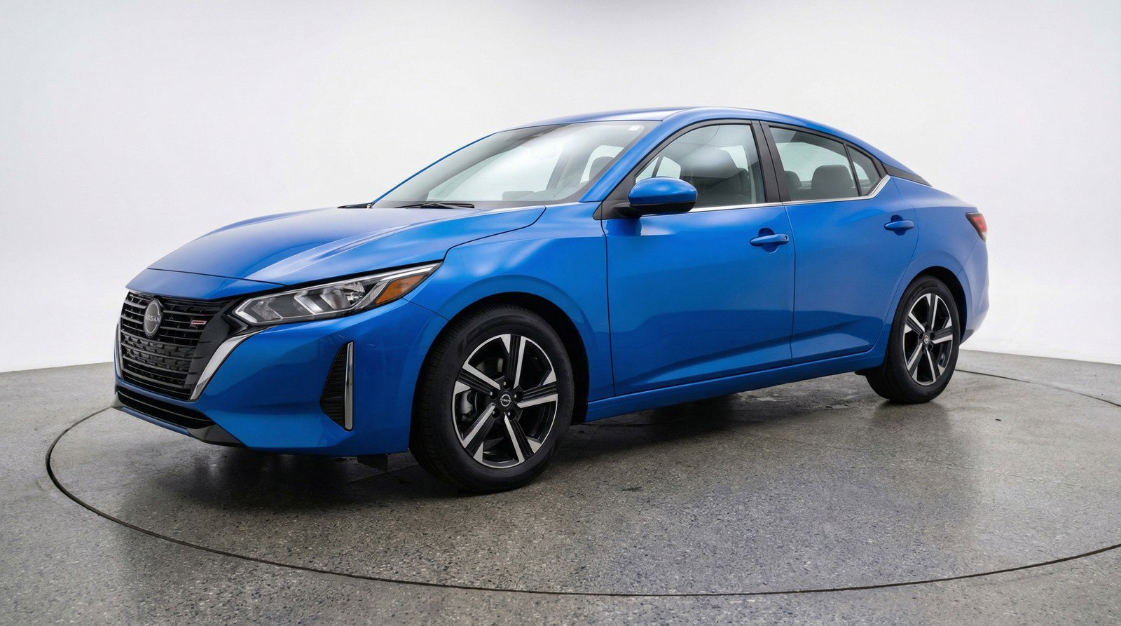 Used 2025 Nissan Sentra SV image 3