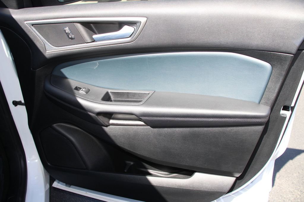 Certified 2024 Ford Edge SEL w/ Sport Appearance Package AWD/4WD image 27