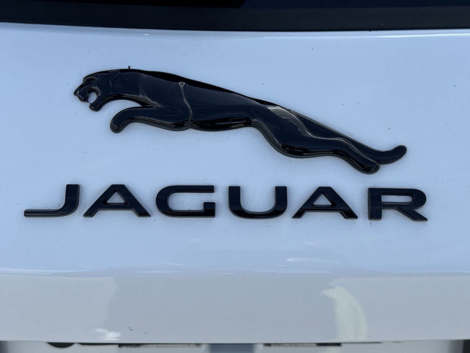 Used 2026 Jaguar F-PACE R-Dynamic S AWD/4WD image 11