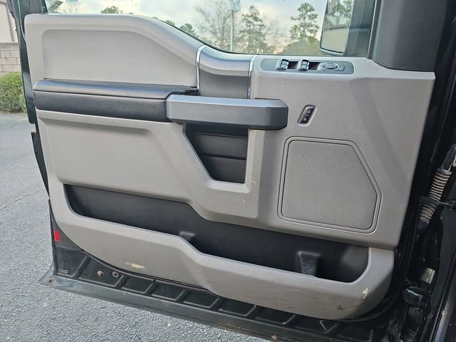 Used 2016 Ford F150 XLT w/ Equipment Group 302A Luxury image 24