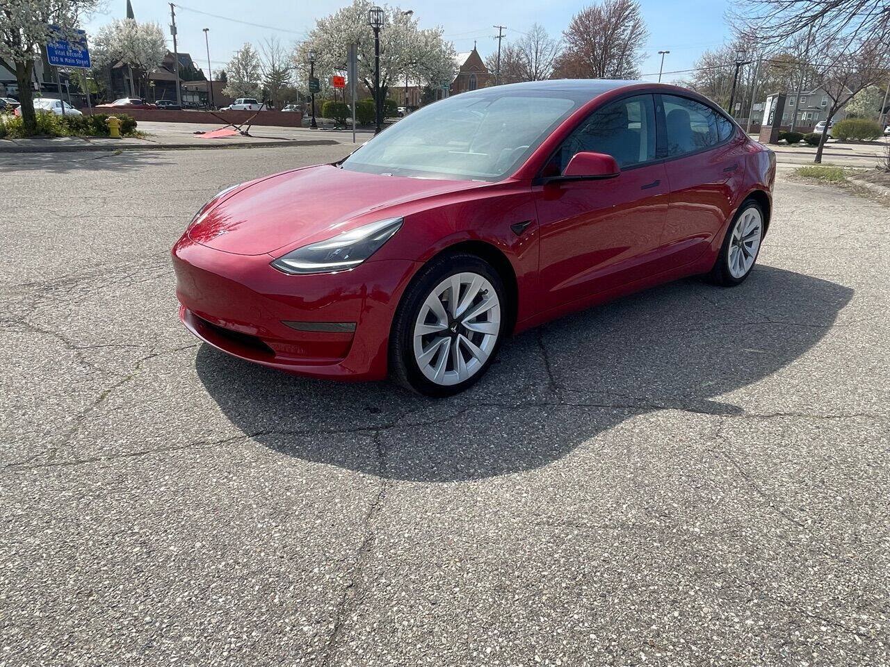 Used 2021 Tesla Model 3 Standard Range Plus RWD image 12