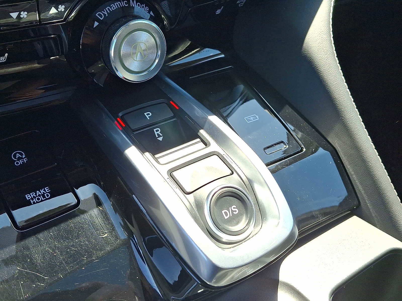 Certified 2023 Acura MDX SH-AWD w/ Advance Package image 16