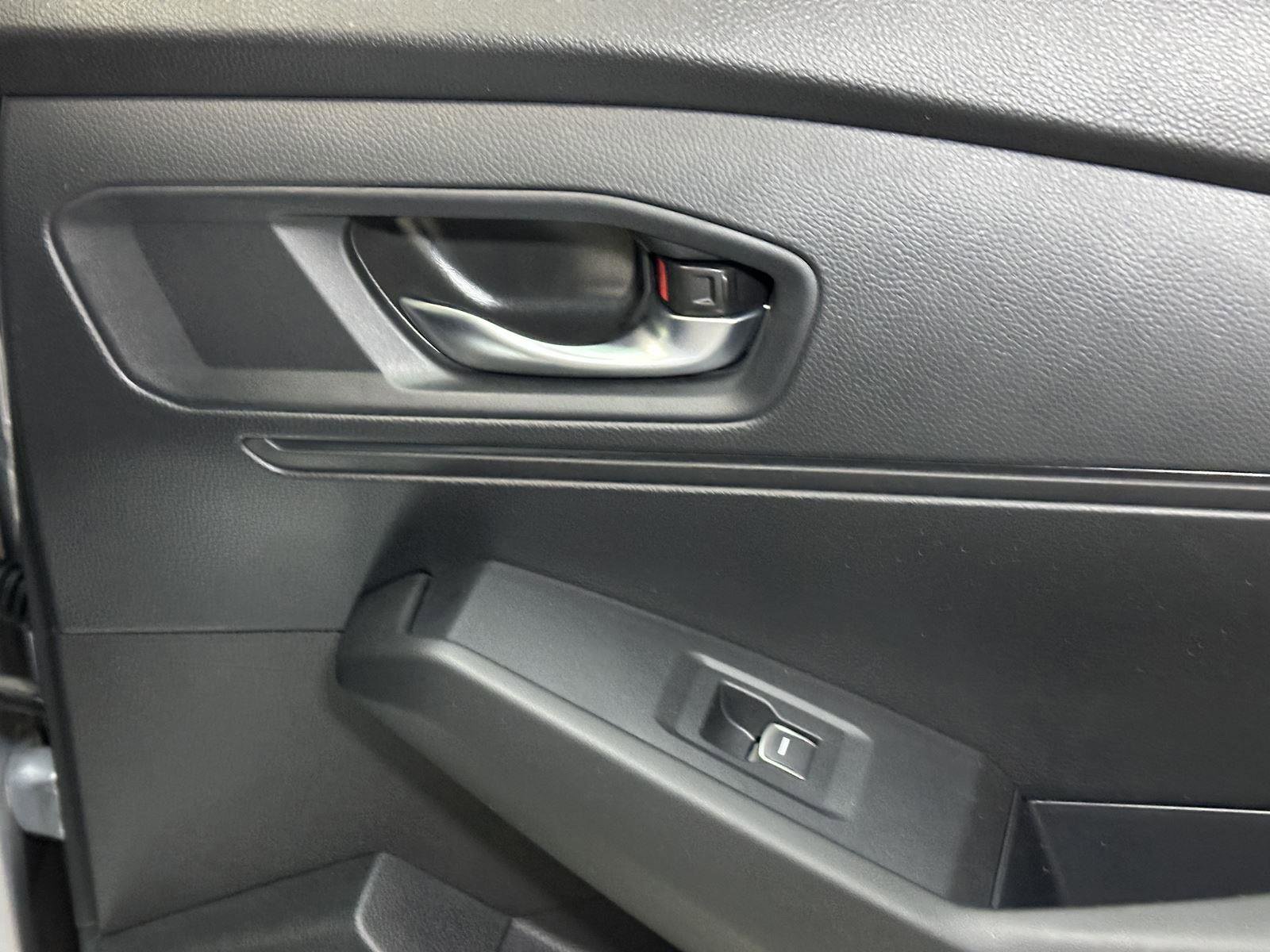 Certified 2025 Honda Accord Sport image 35