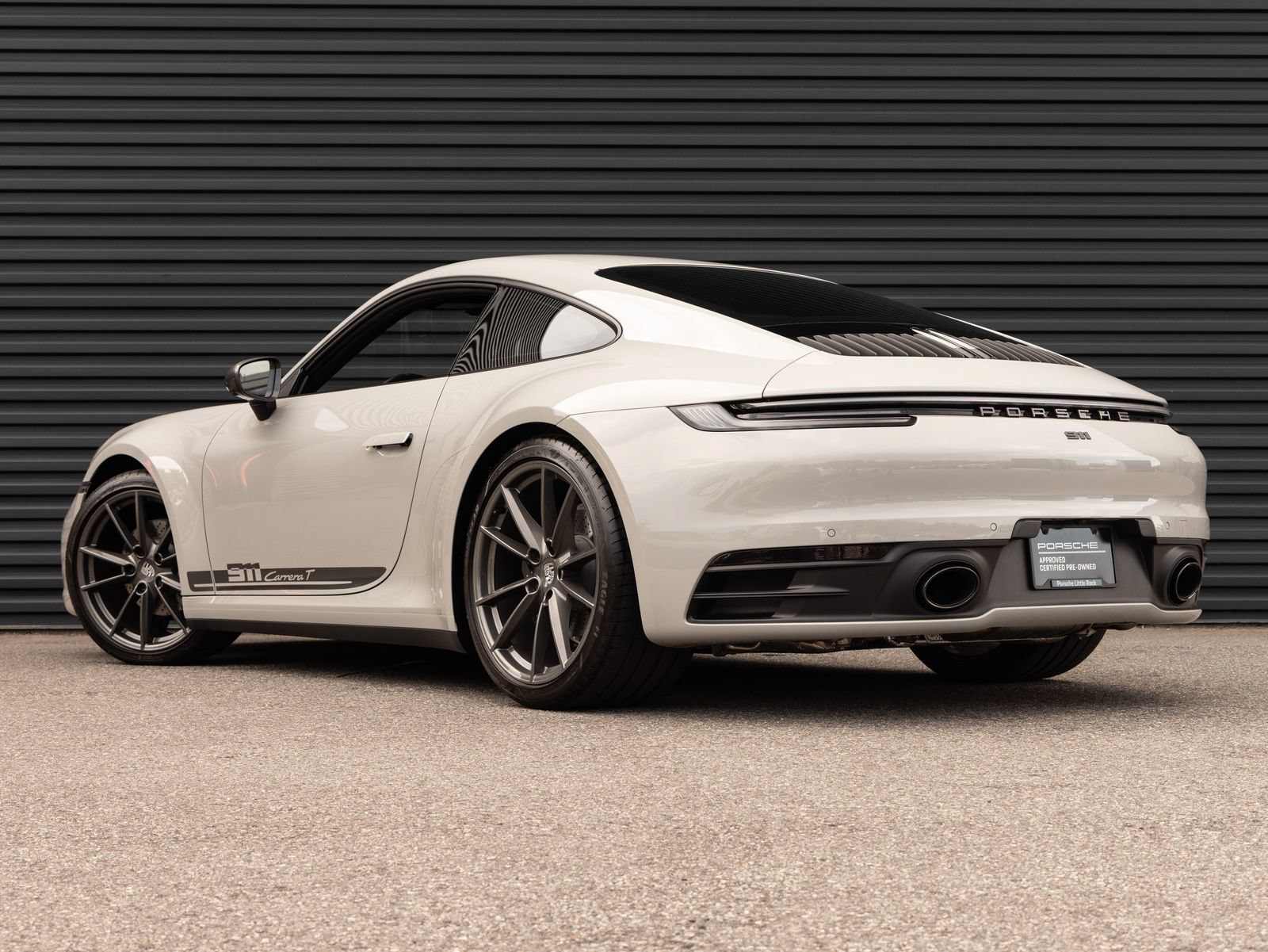 Certified 2024 Porsche 911 Carrera T RWD image 3