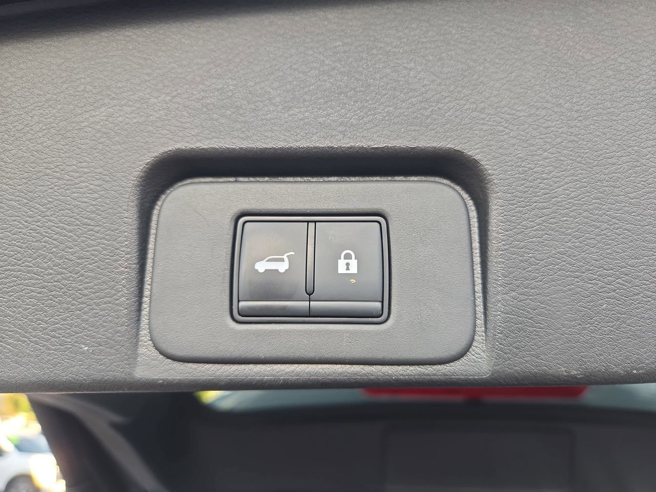 Certified 2025 Nissan Rogue SV image 13