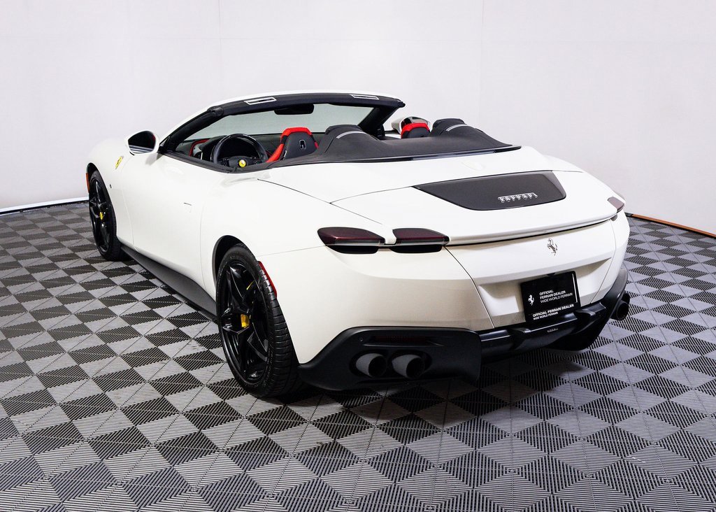Certified 2024 Ferrari Roma Spider image 18
