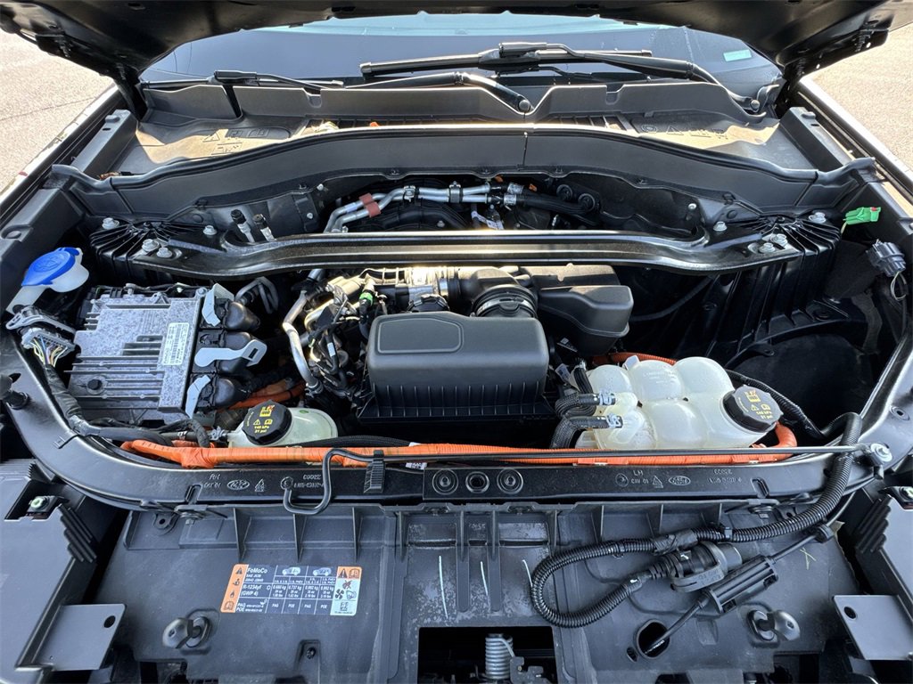 Used 2021 Ford Explorer Limited image 27