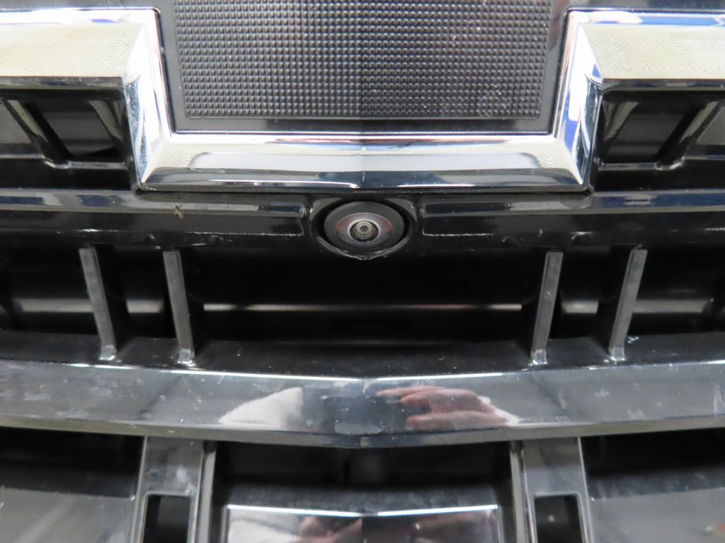 Used 2025 Chevrolet Suburban Z71 image 52