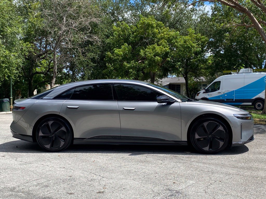 Used 2024 Lucid Air Pure RWD image 9