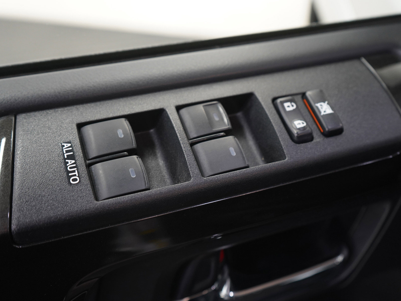 Used 2024 Toyota 4Runner TRD Off-Road image 23