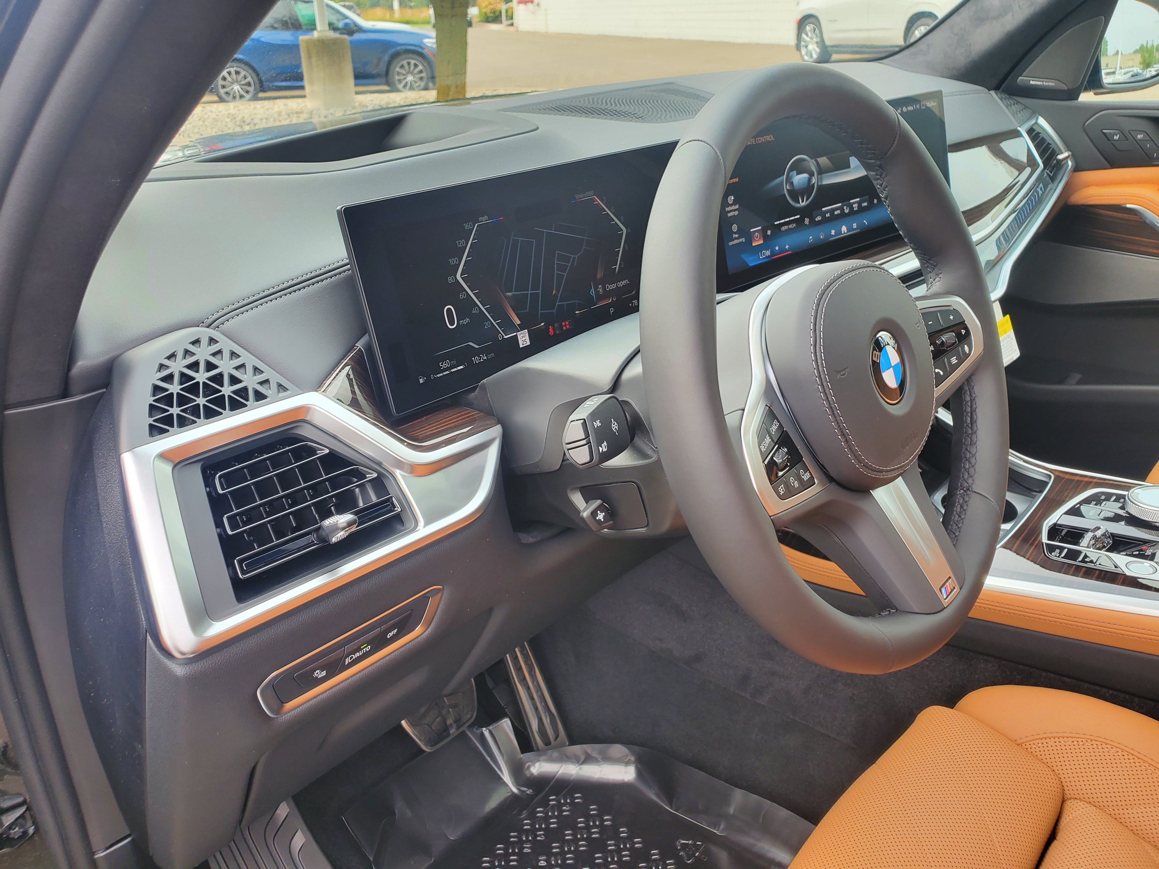 New 2027 BMW X7 xDrive40i w/ Executive Package AWD/4WD image 11