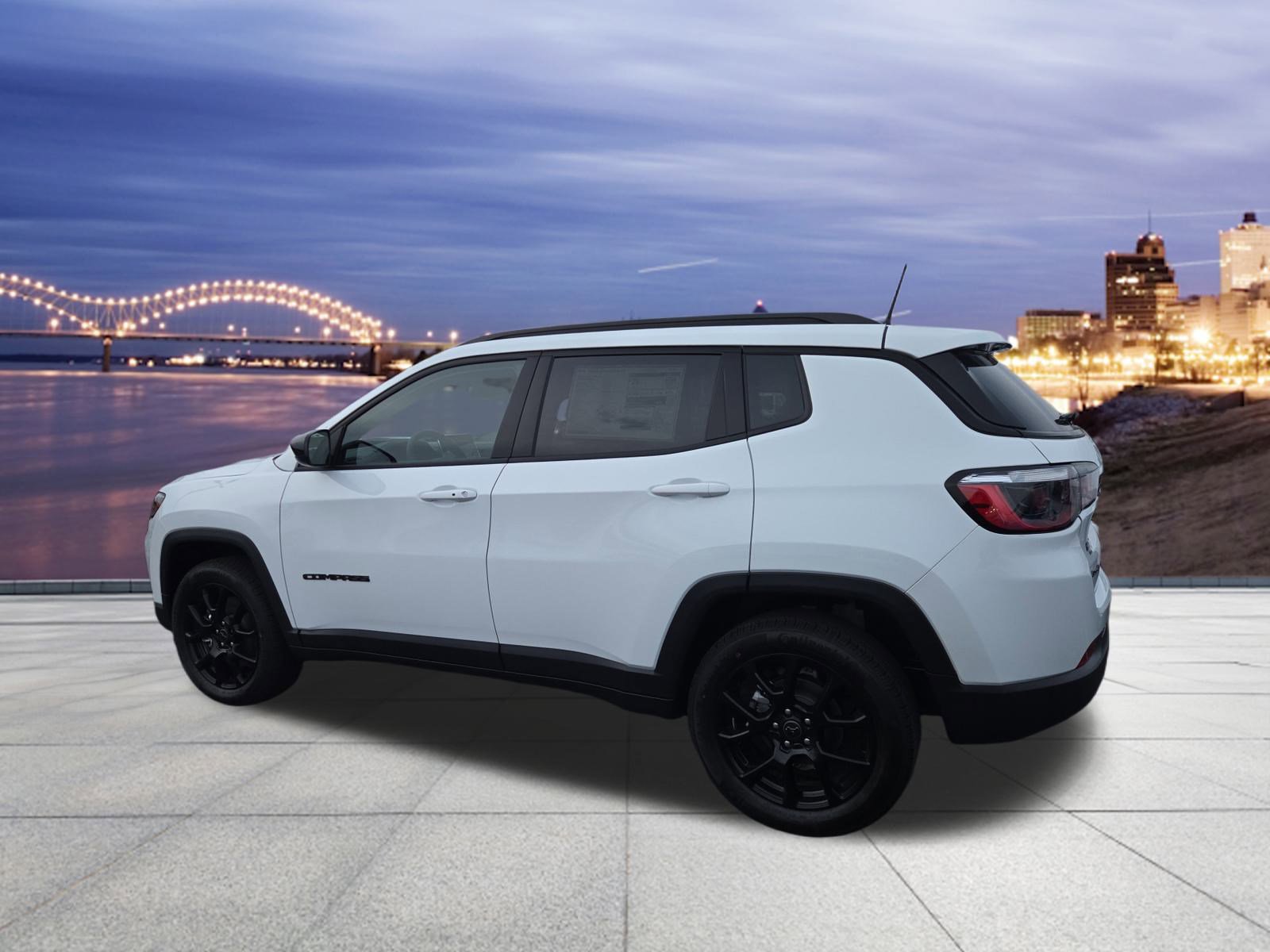New 2026 Jeep Compass Latitude image 3
