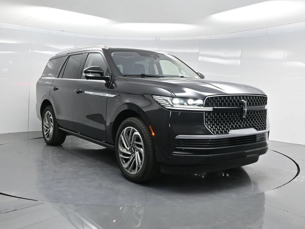 Used 2025 Lincoln Navigator Reserve AWD/4WD image 67