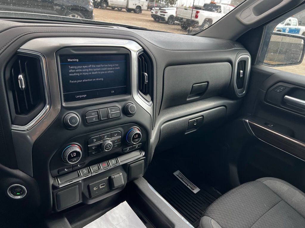 Used 2022 Chevrolet Silverado 1500 LT Trail Boss w/ Bed Protection Package image 11