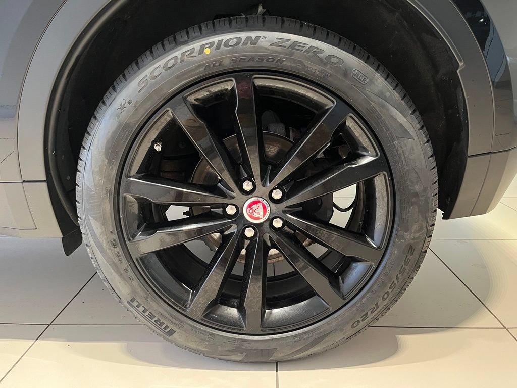 Used 2020 Jaguar E-PACE AWD/4WD image 17