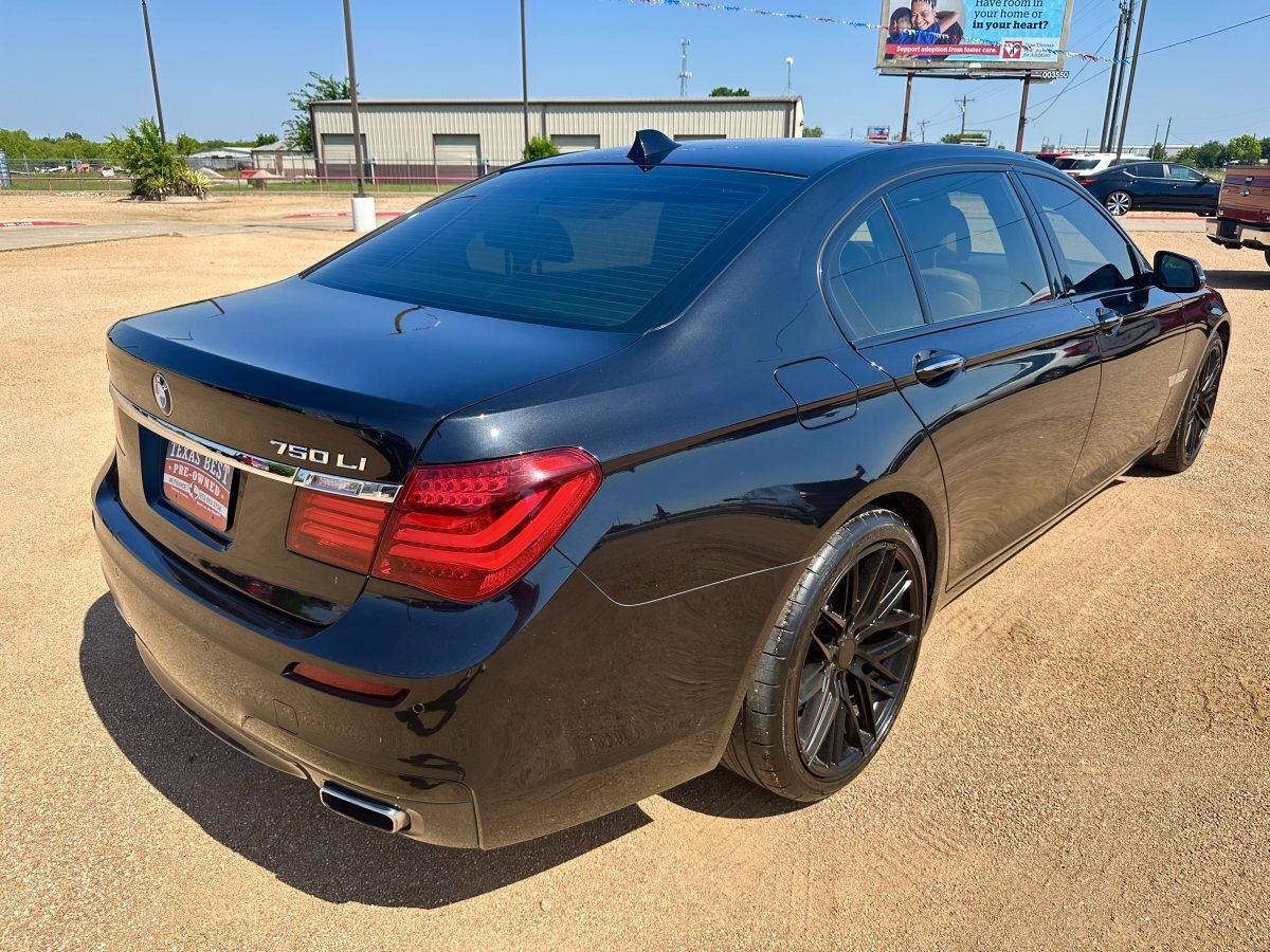 Used 2014 BMW 750Li RWD image 5