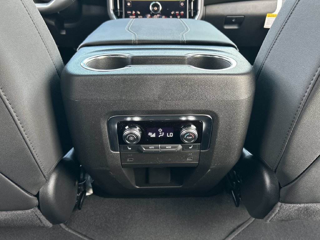 New 2027 GMC Yukon Elevation RWD image 21