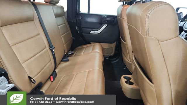 Used 2011 Jeep Wrangler Unlimited Rubicon w/ Dual Top Group image 22