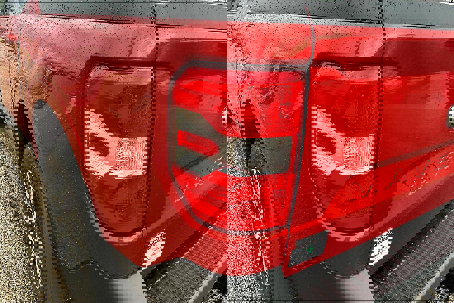 Used 2024 Ford Maverick Lariat image 28