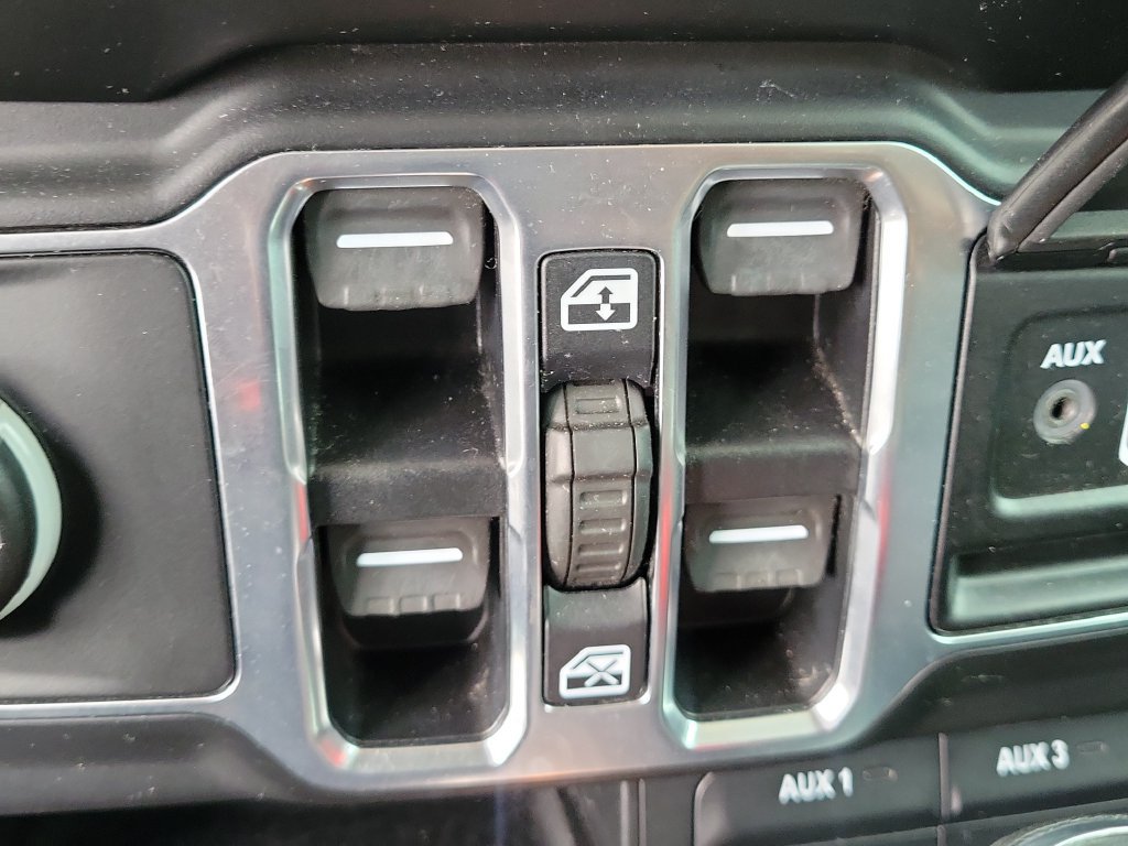 Used 2020 Jeep Wrangler Unlimited Sport AWD/4WD image 28