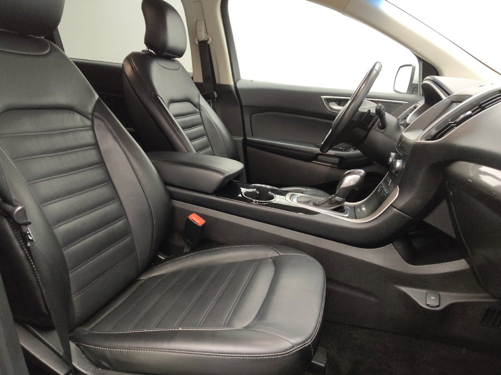 Used 2017 Ford Edge SEL w/ Equipment Group 201A AWD/4WD image 21