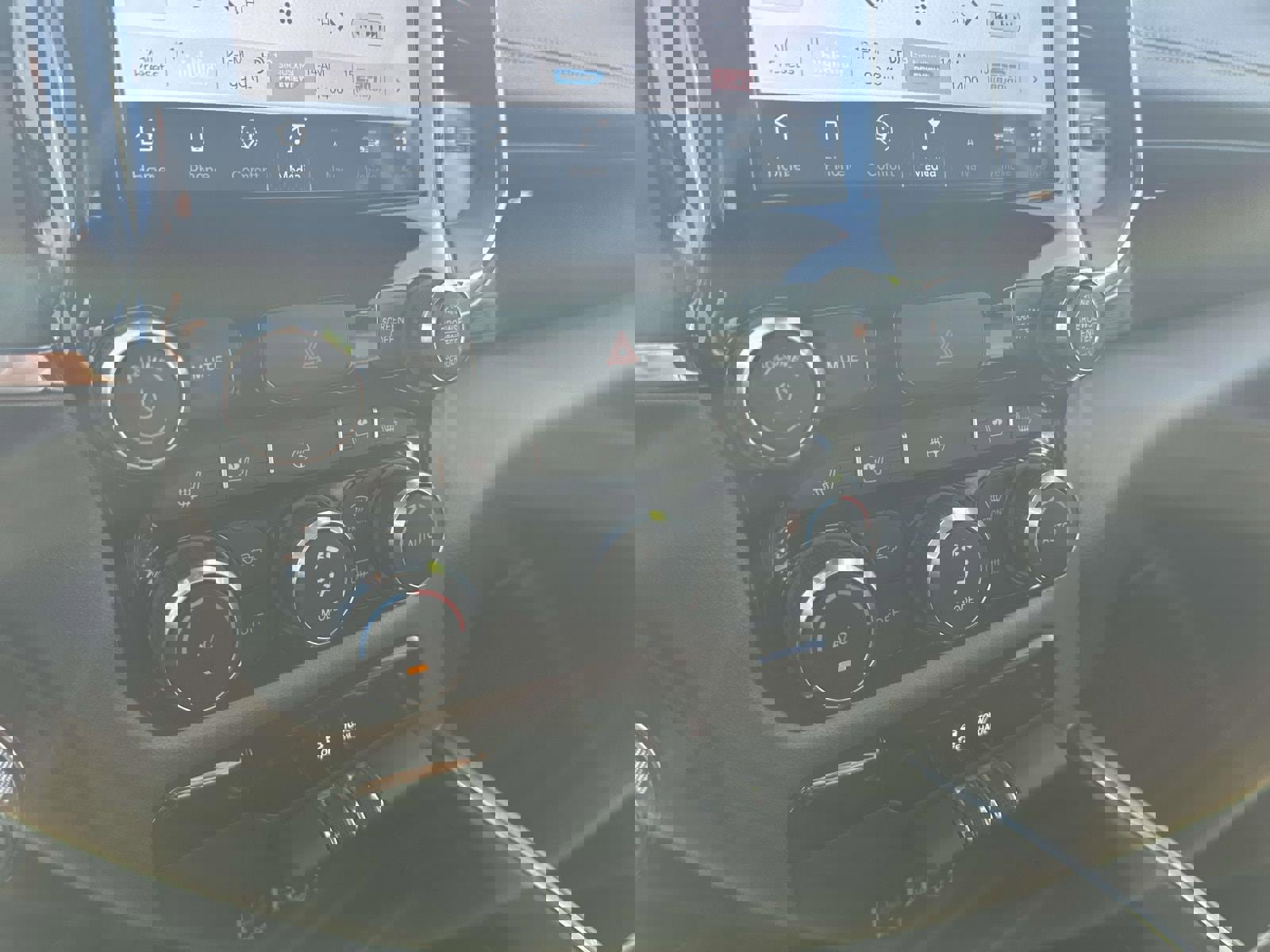 Used 2024 RAM 1500 Laramie image 22