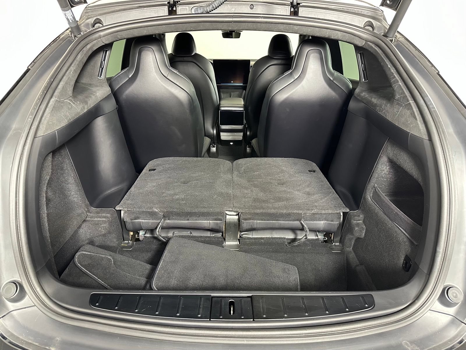 Used 2022 Tesla Model X Plaid AWD/4WD image 29
