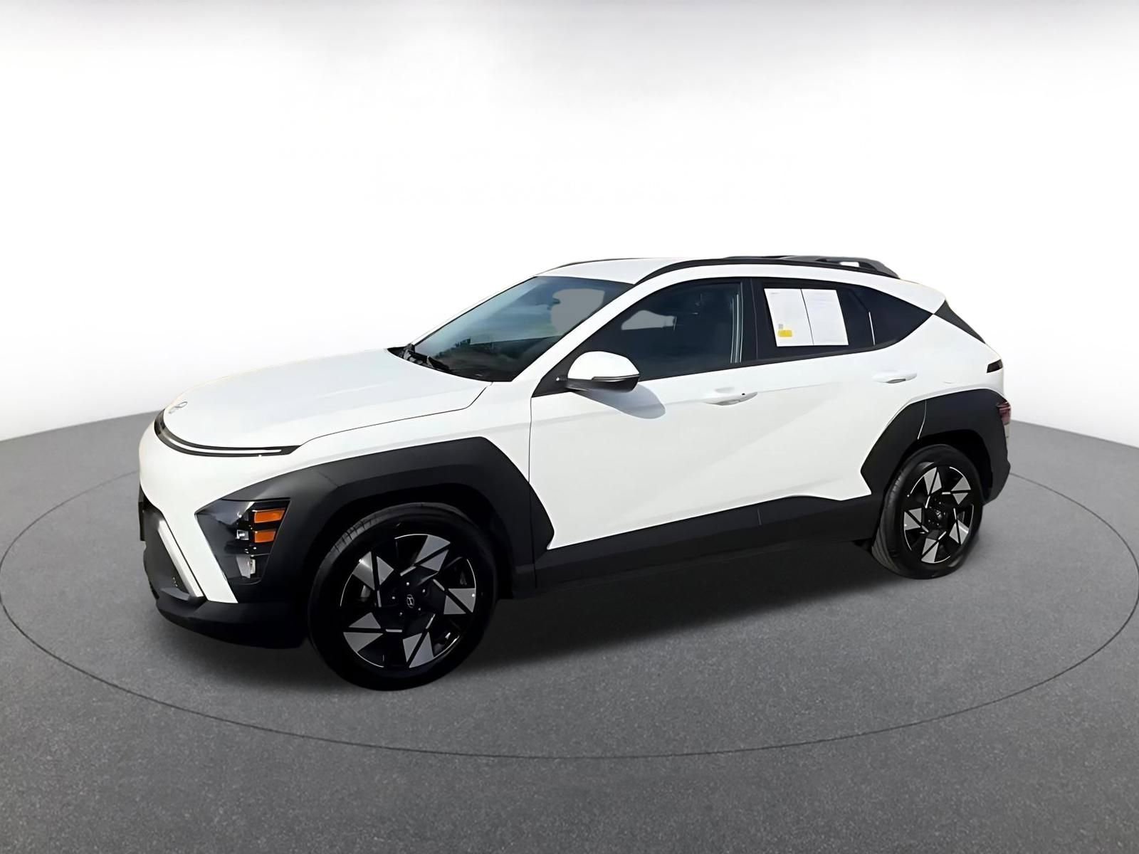 Used 2025 Hyundai Kona SEL image 7