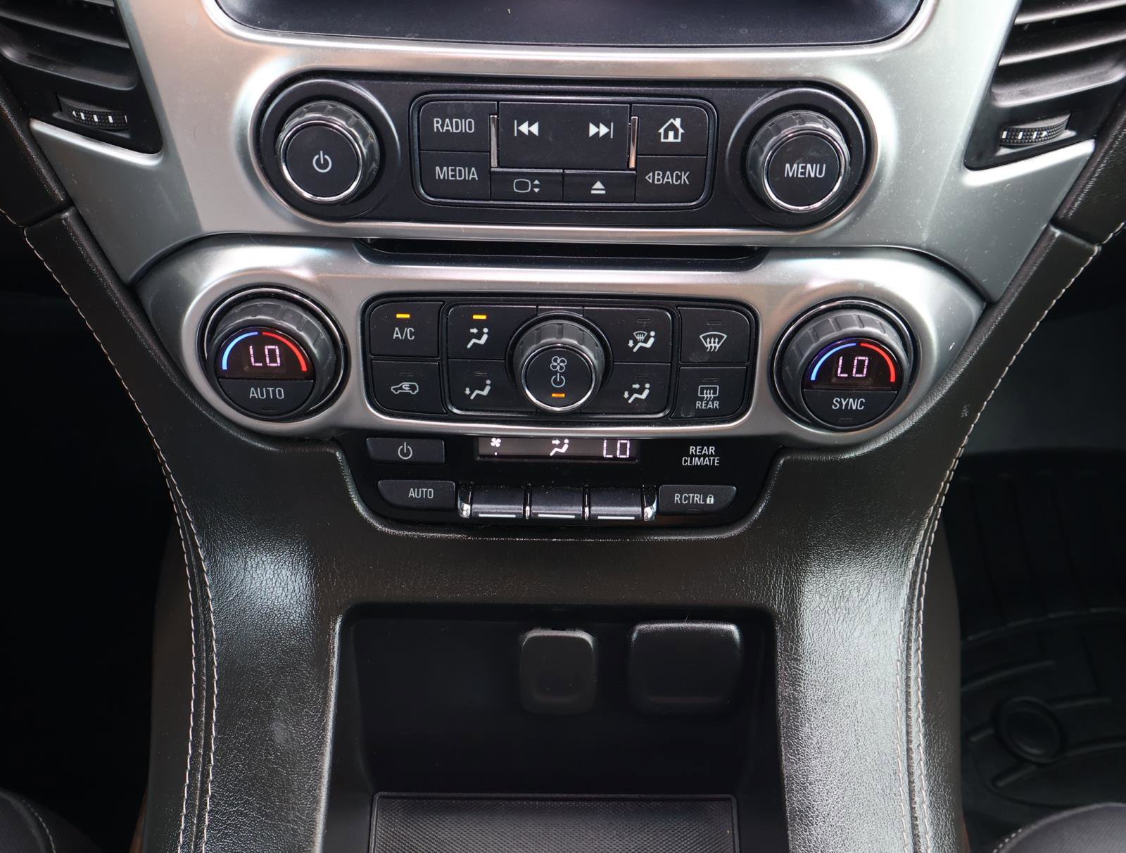 Used 2019 Chevrolet Tahoe LS image 27