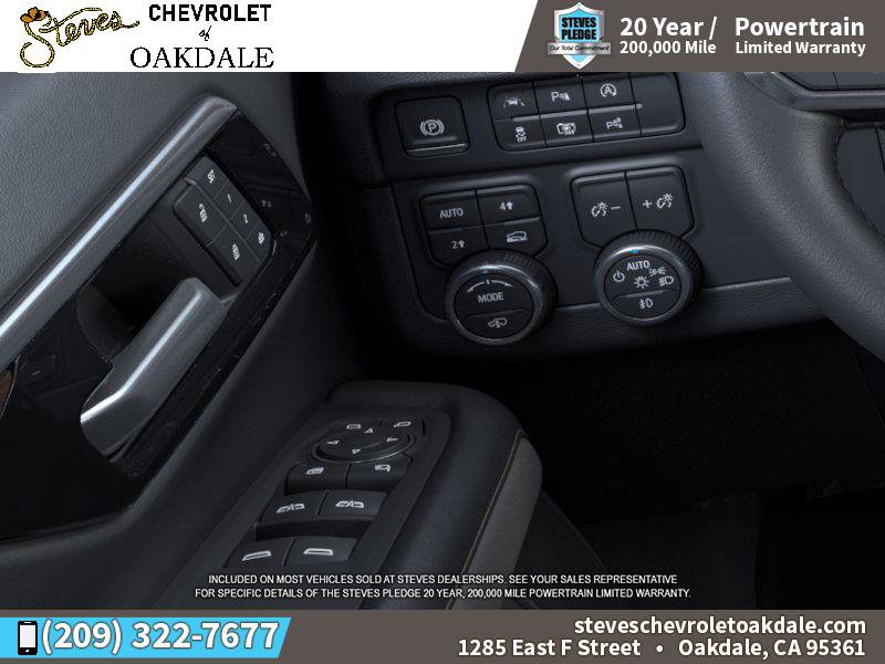 New 2025 Chevrolet Suburban Premier AWD/4WD image 22