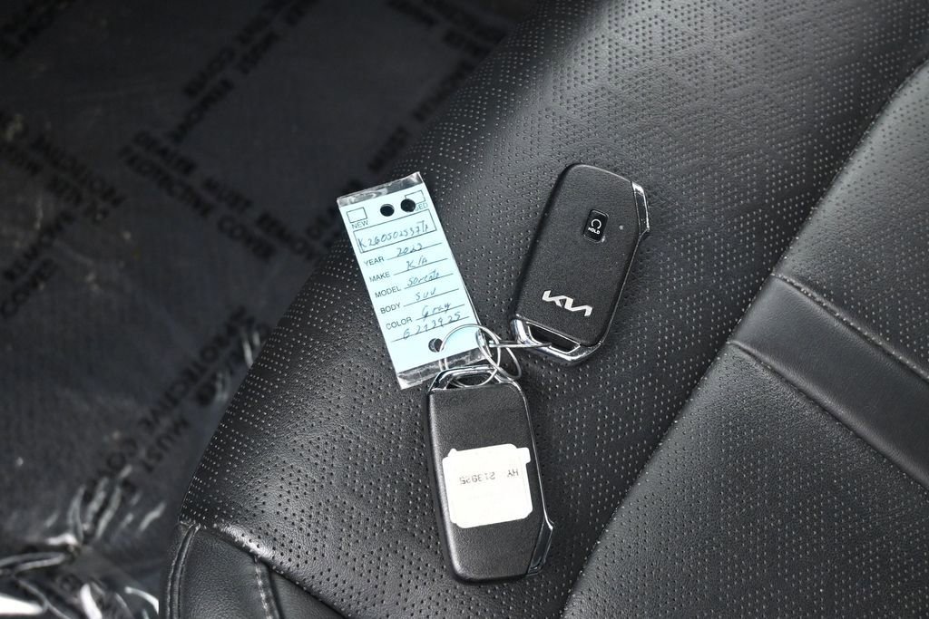 Used 2023 Kia Sorento EX FWD image 18