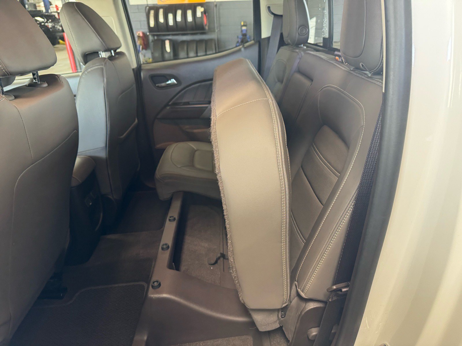 Used 2022 GMC Canyon Denali AWD/4WD image 12