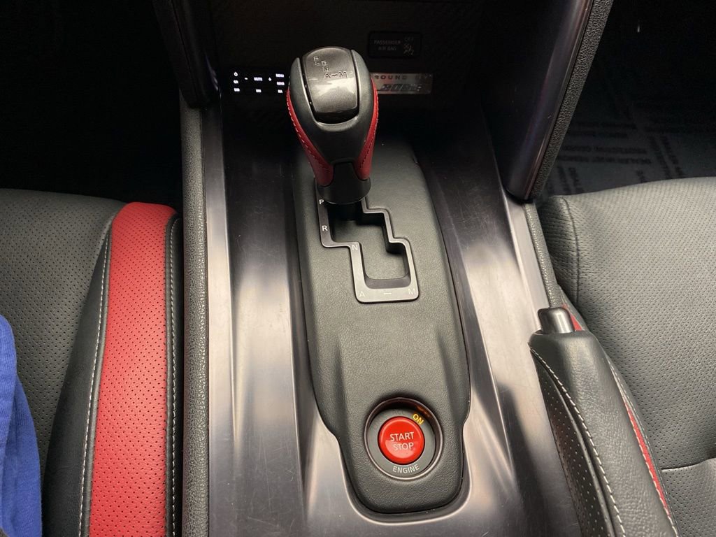 Used 2013 Nissan GT-R AWD/4WD image 17