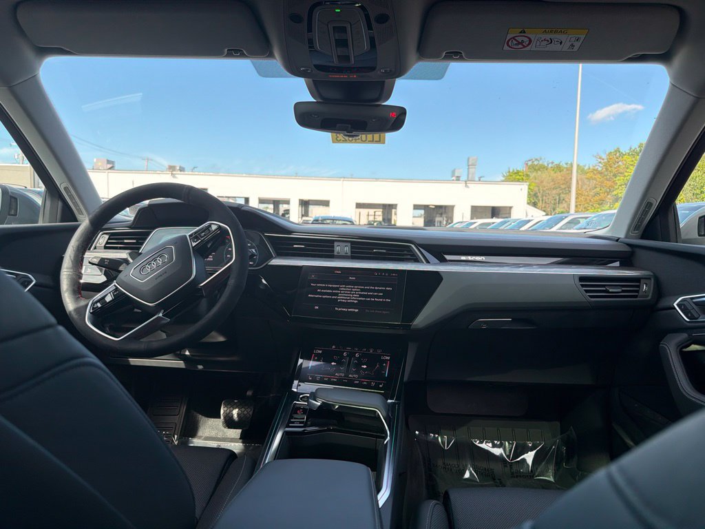 Used 2024 Audi Q8 e-tron Prestige w/ Prestige Package AWD/4WD image 20