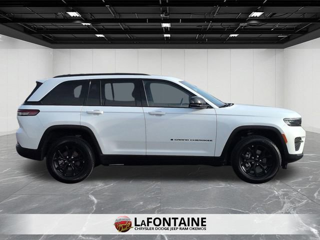 Certified 2025 Jeep Grand Cherokee Altitude image 6