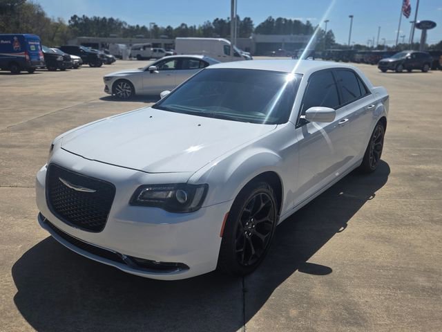 Used 2019 Chrysler 300 S