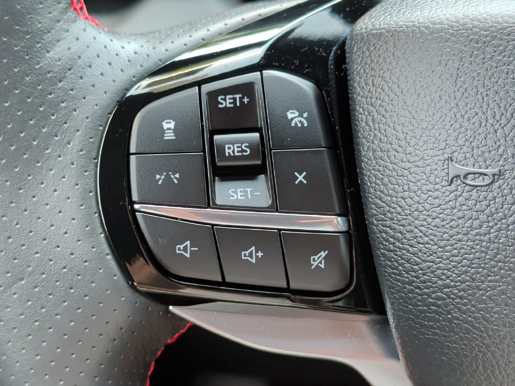 Used 2026 Ford Explorer ST-Line AWD/4WD image 12