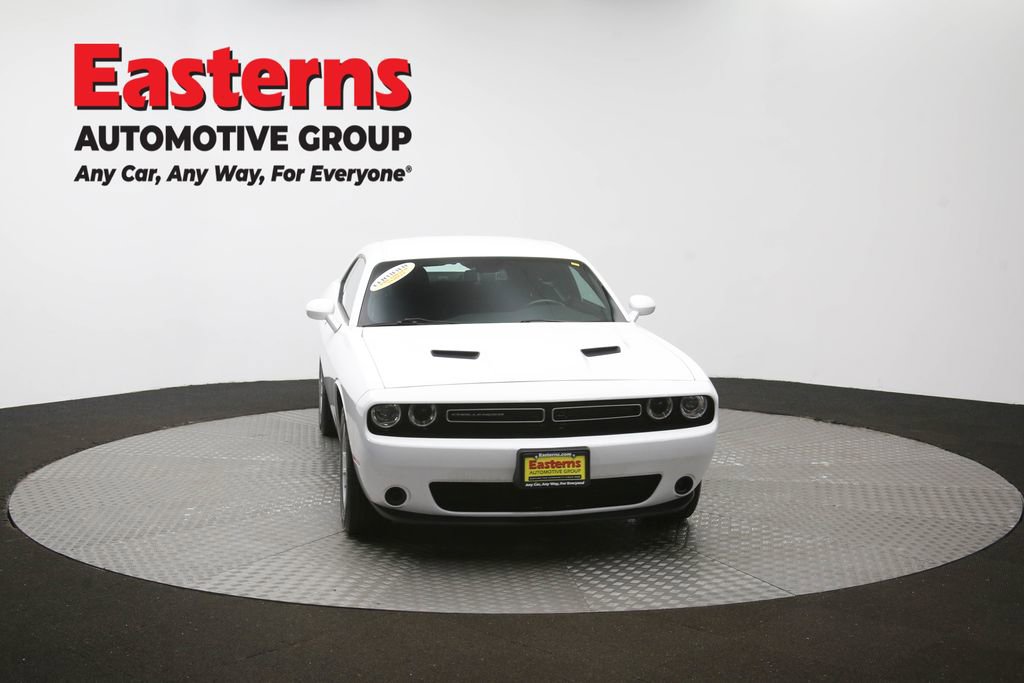 Used 2022 Dodge Challenger SXT image 49