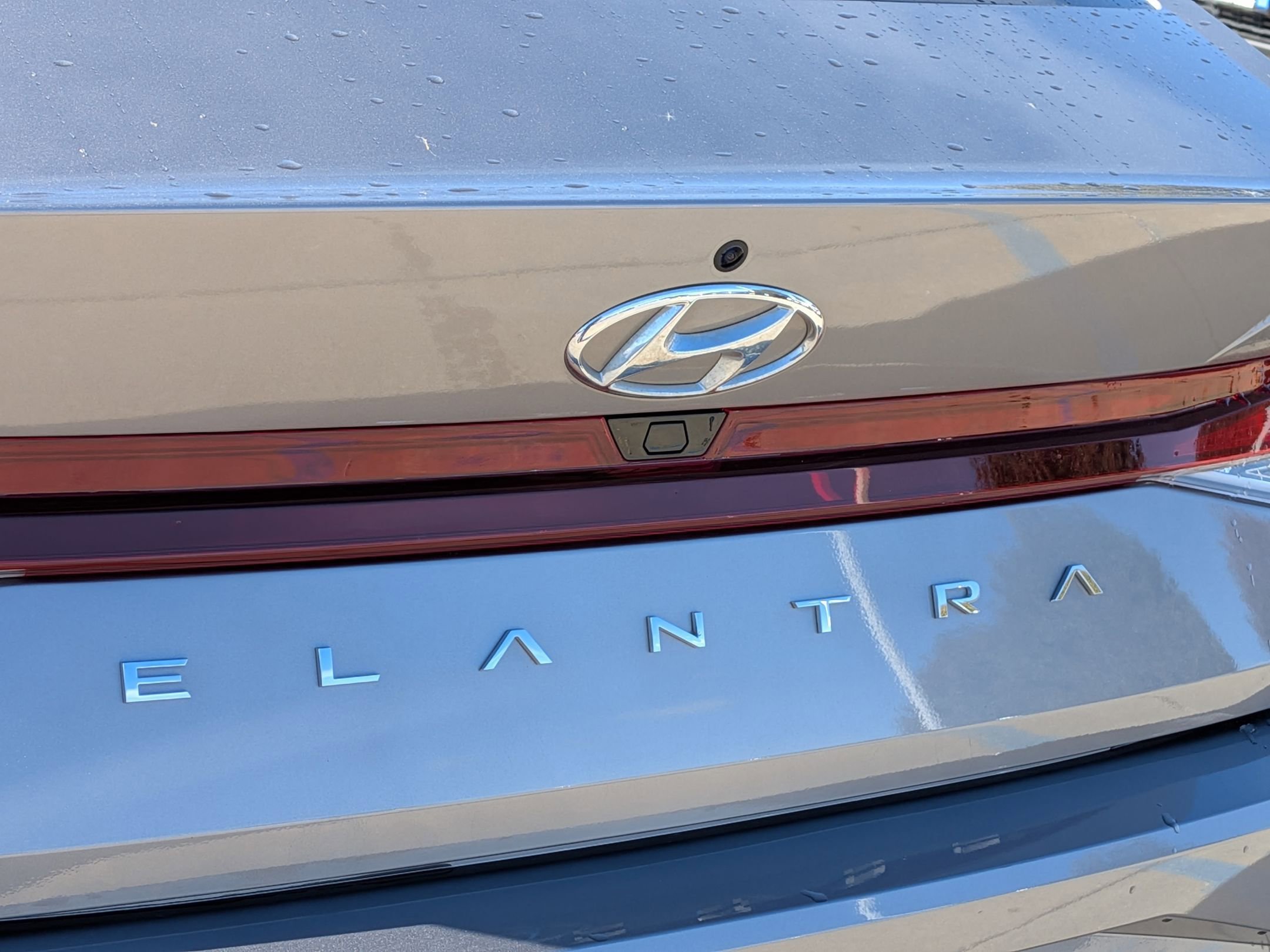 Used 2023 Hyundai Elantra SEL image 25