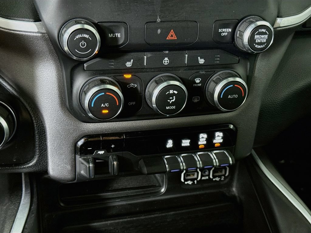 Used 2020 RAM 1500 Big Horn AWD/4WD image 7