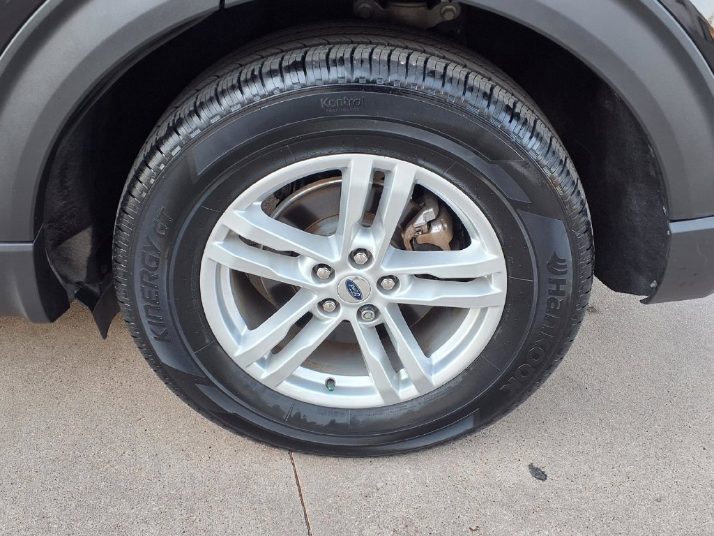 Used 2024 Ford Explorer XLT RWD image 20