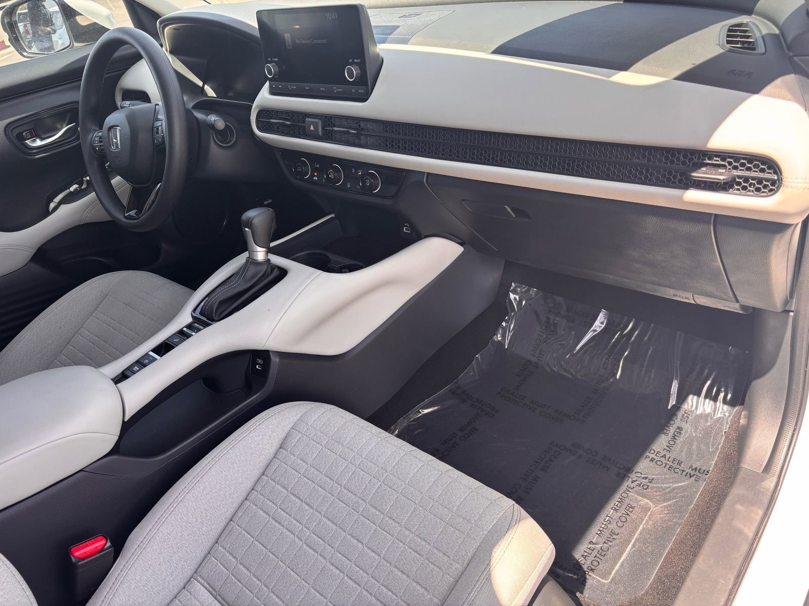 Certified 2025 Honda HR-V LX image 13