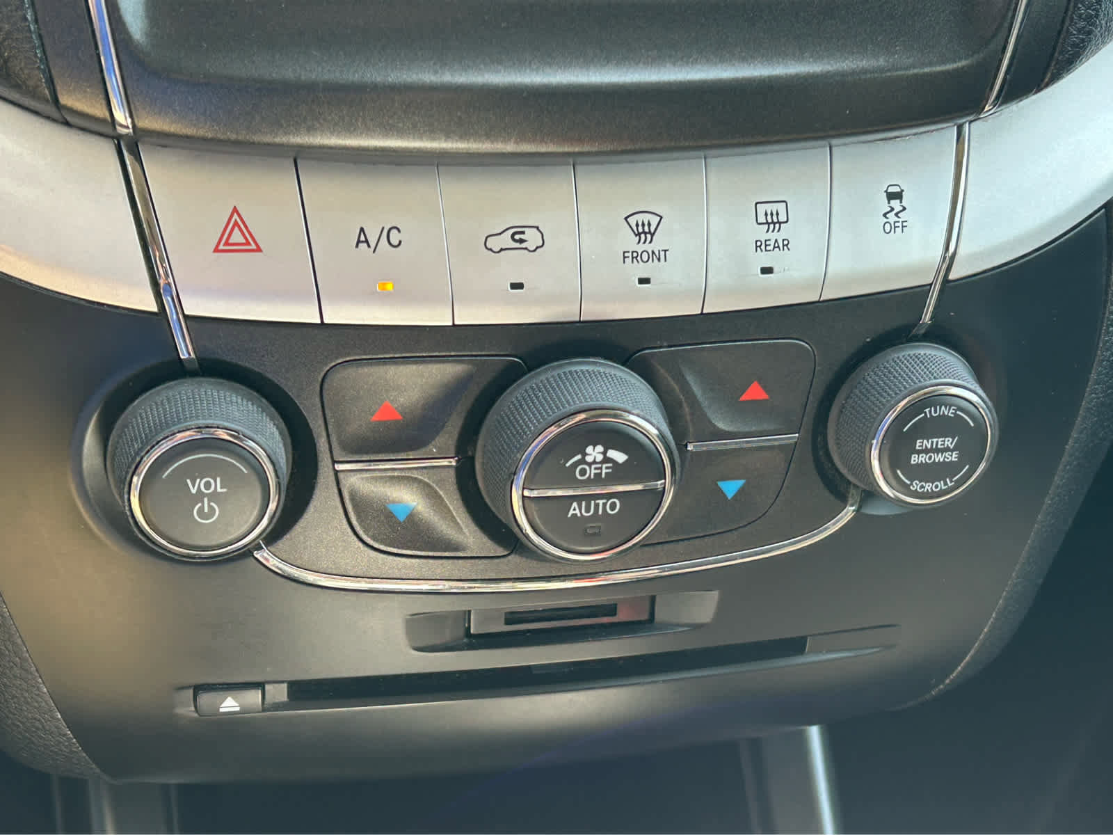 Used 2014 Dodge Journey SXT w/ Flexible Seating Group FWD image 27