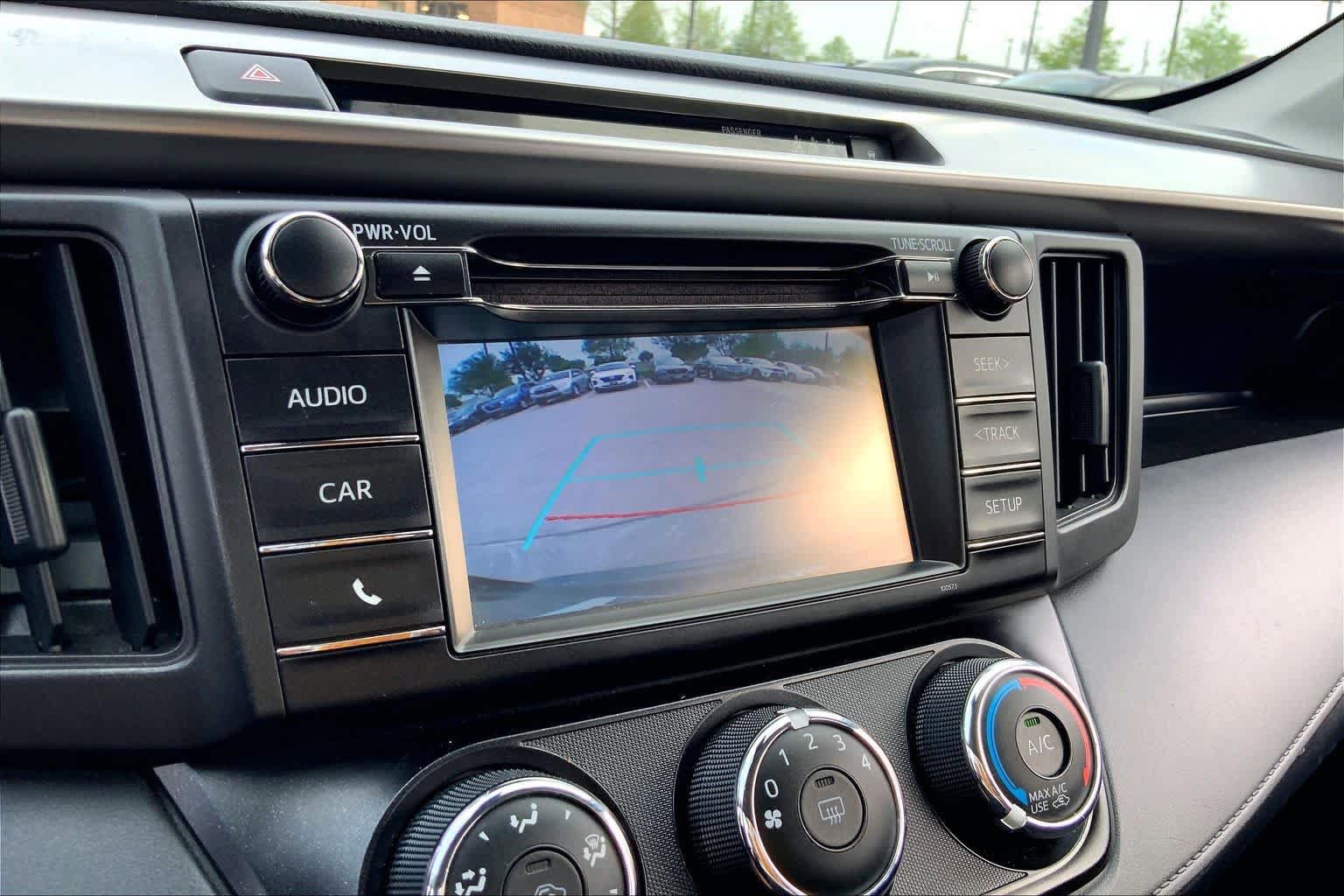 Used 2017 Toyota RAV4 LE FWD image 25