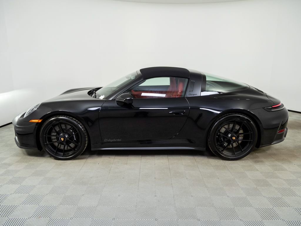 Certified 2026 Porsche 911 Targa 4 GTS image 35