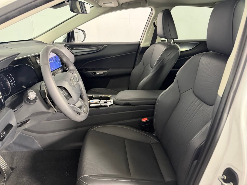 Used 2025 Lexus NX 250 FWD image 24